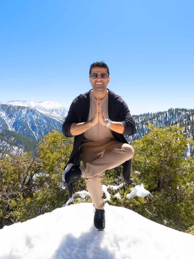 Mielenenergia ja Ahoo yhdistys sisältävät manifestoinnin, energiahoidot, tietoisuustyön, retriitit, meditaatiot, hyvinvointivalmennukset, henkisen kasvun, terveyden tukemisen, tapahtumat, yhteisöllisyyden, itsensä kehittämisen ja korkeamman värähtelyn aktivoimisen.